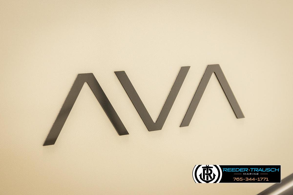 2026 Avalon LSZ Entertainer