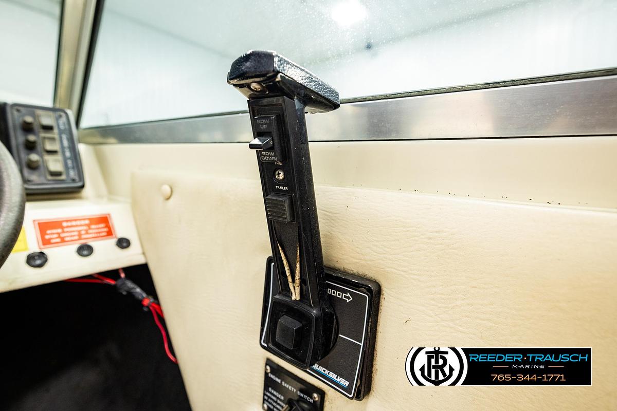 Used 1989 Glastron G175