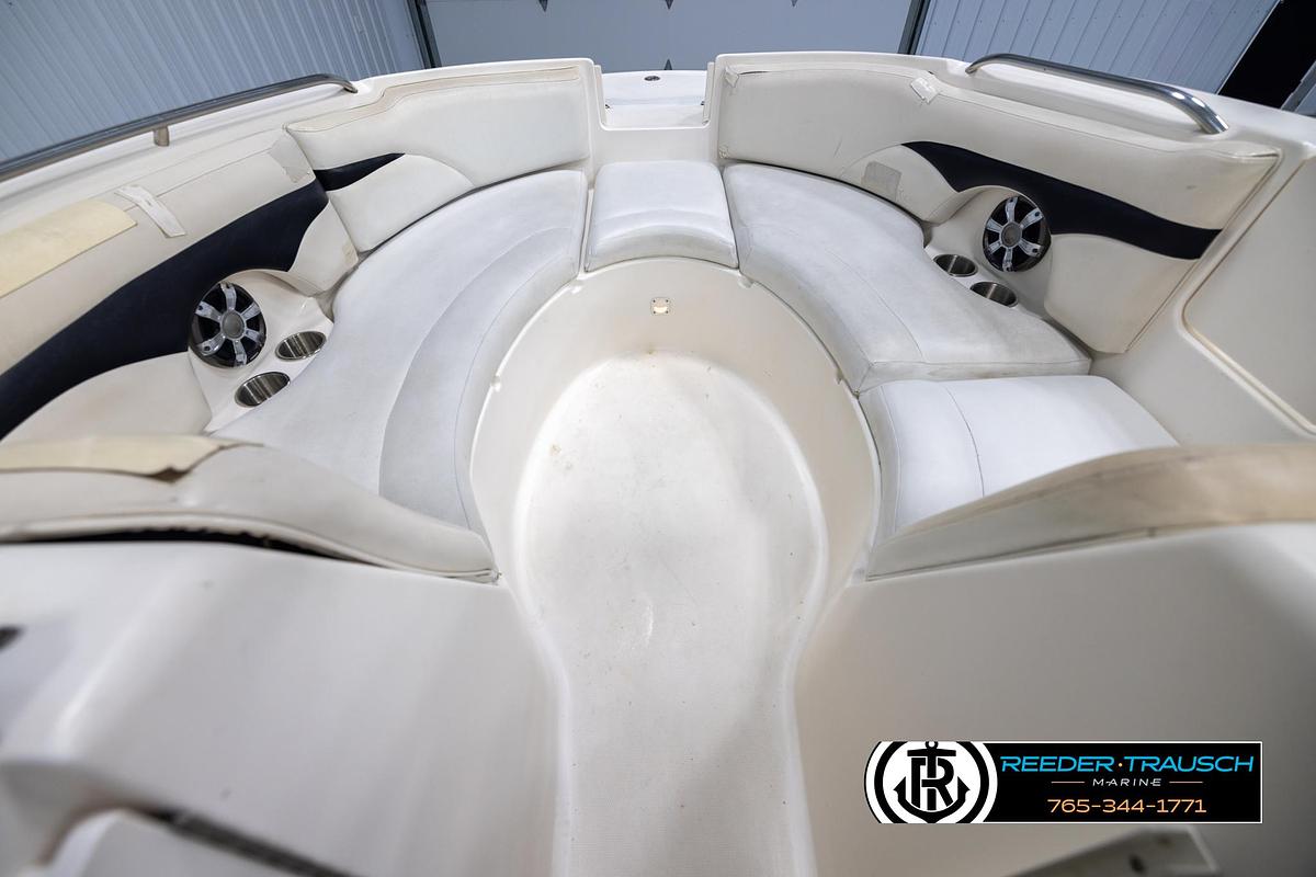 Used 2002 Chaparral 243 Sunesta