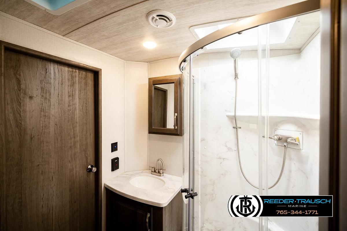 Used 2022 Keystone CG34TSB22