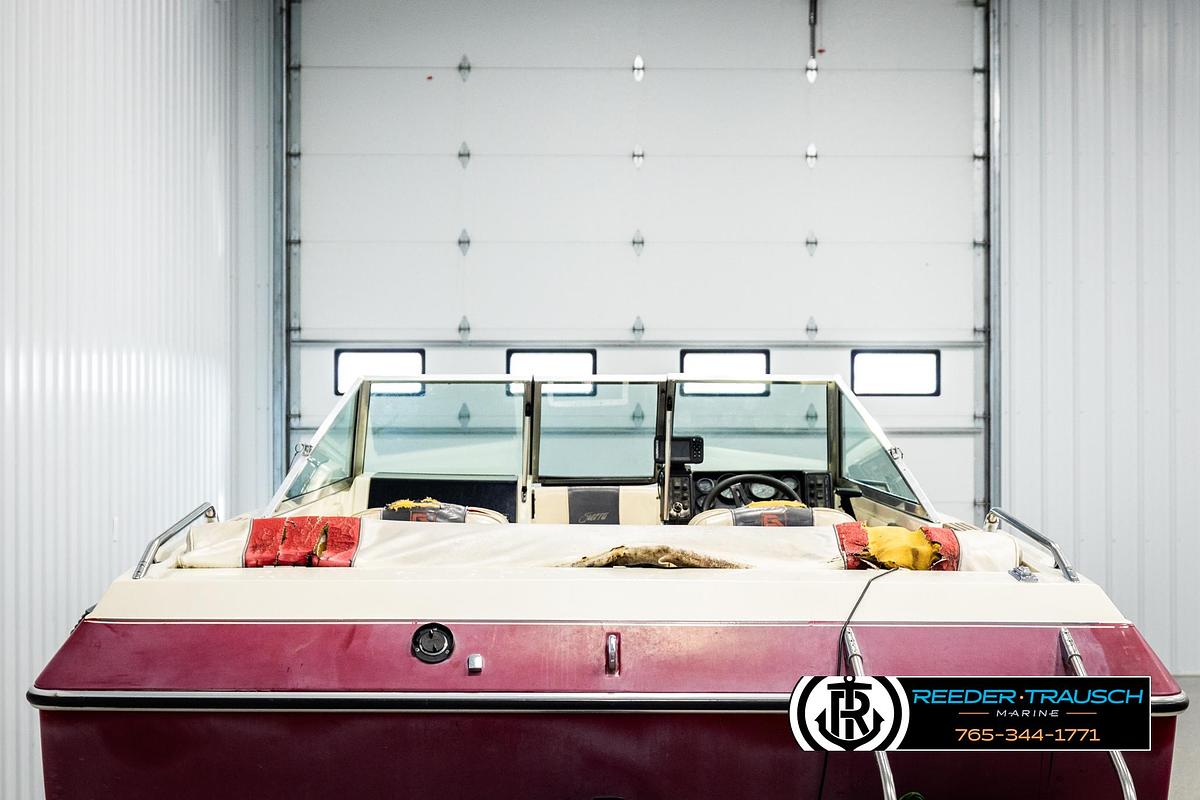 Used 1989 Glastron G175