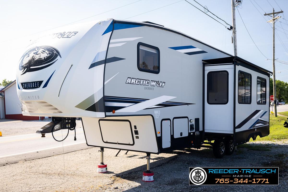 Used 2020 Forest River Artic Wolf
