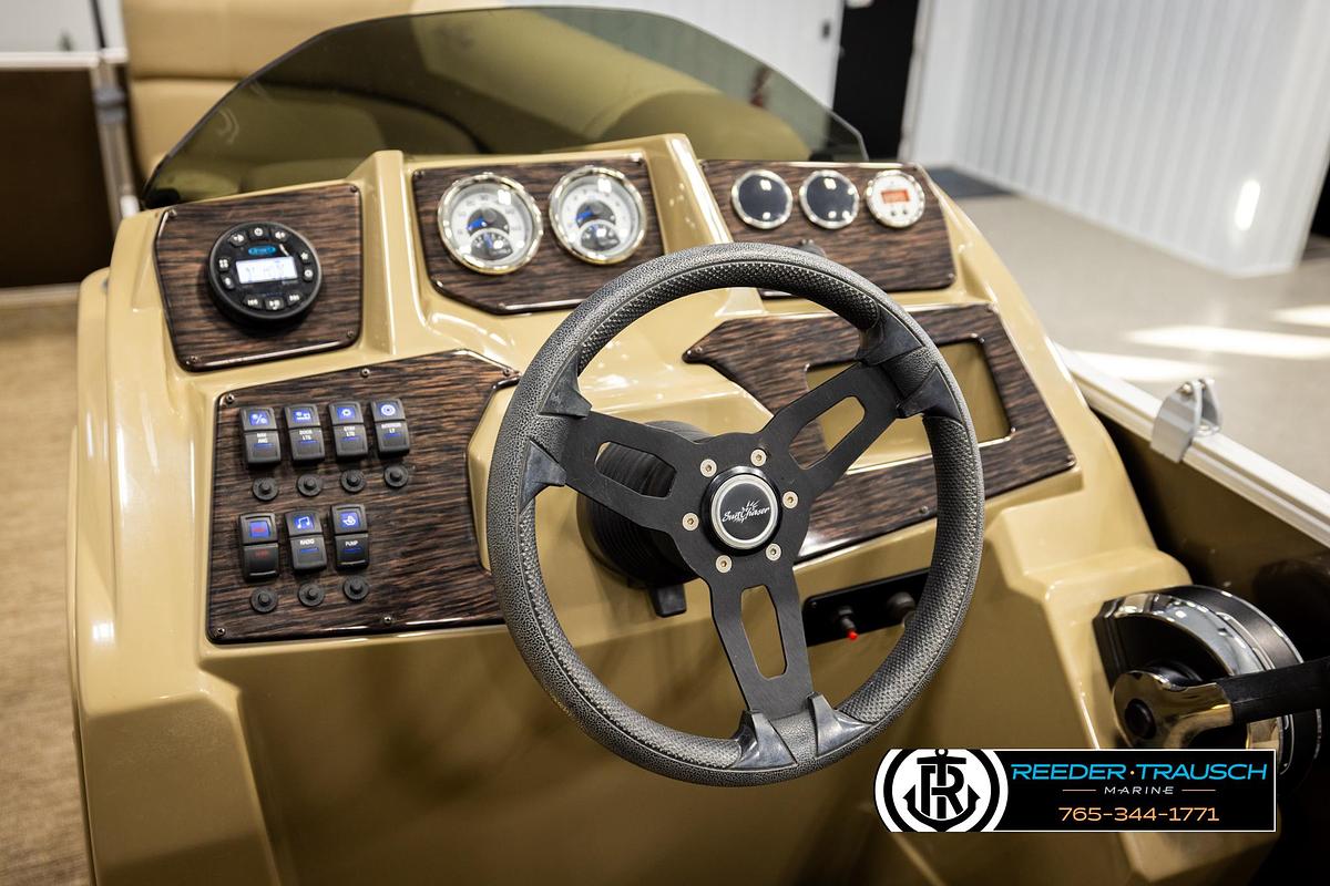 Used 2022 SunChaser 20 Geneva CRS