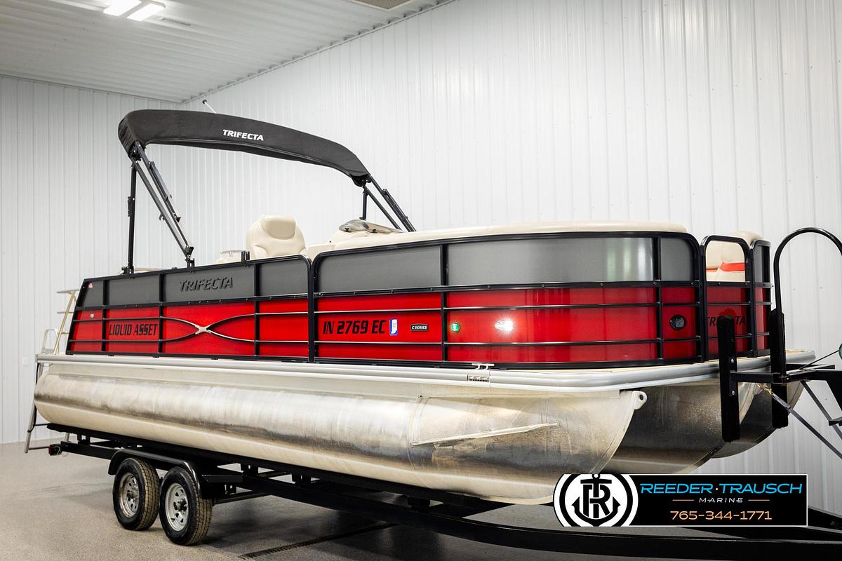 Used 2019 Trifecta 24 SB2CS3