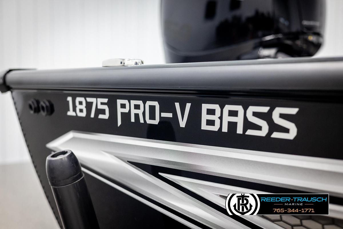 2025 Lund 1875 Pro V Bass XS