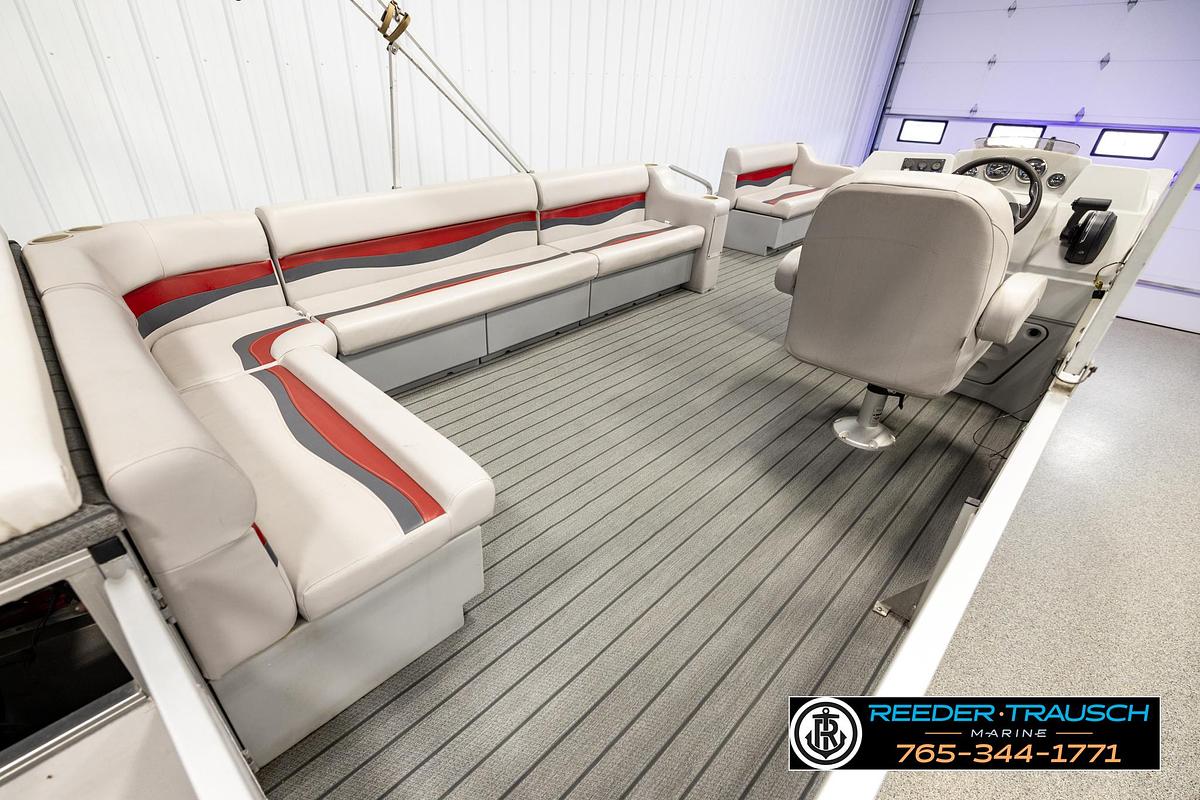 Used 2003 Fishers 220 Fisher