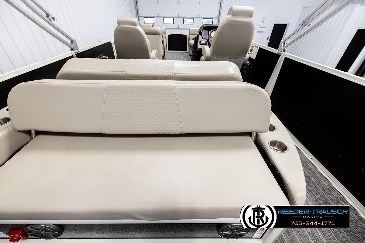 Used 2022 Premier 230 Solaris RL