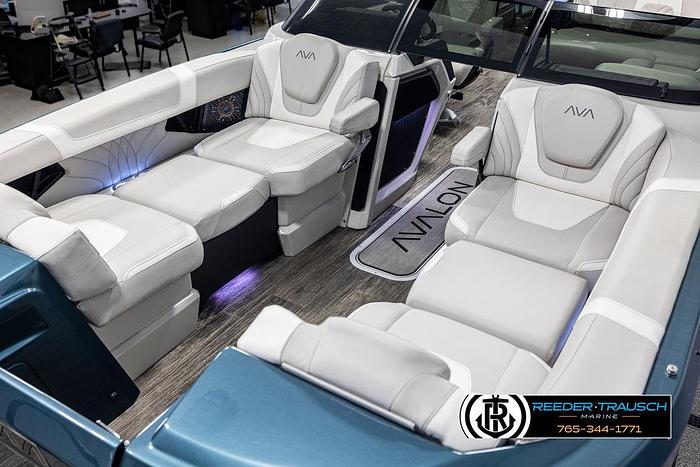 2025 Avalon Excalibur VRBW