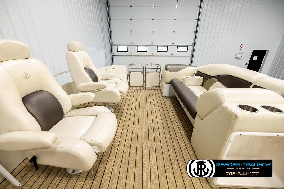 Used 2006 JC Suntoon 23TT