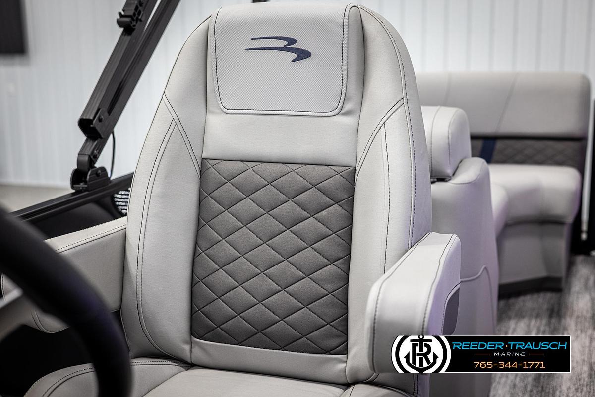 2025 Bennington 23 SXPDSE