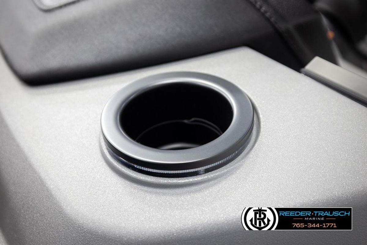 2025 Bennington 20 SLSE