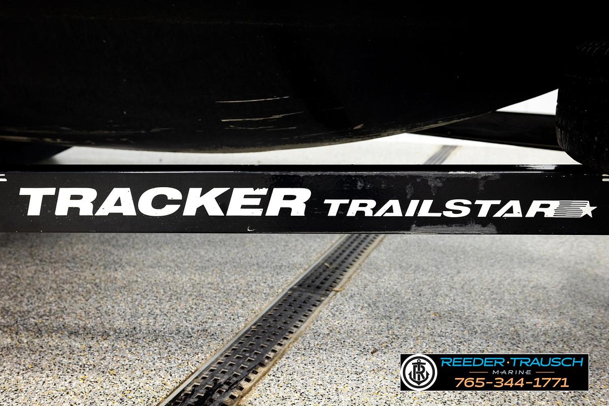 Used 2007 Tracker Tundra 18
