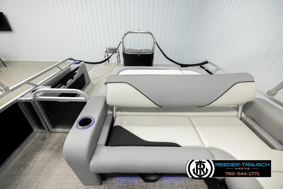 2026 Avalon VEN85 VRB