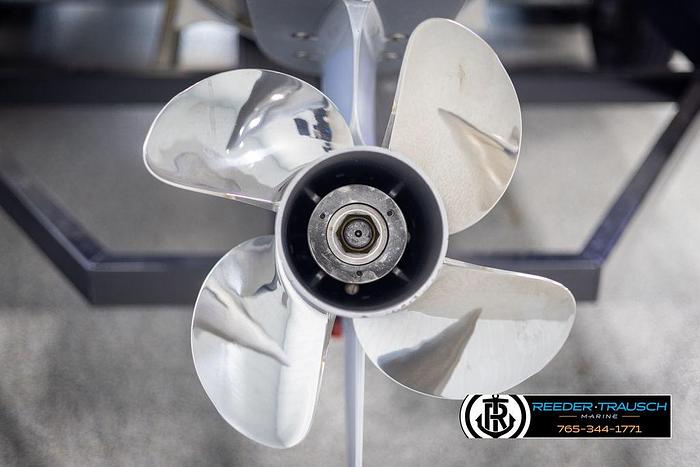 2025 Avalon Excalibur VRBW