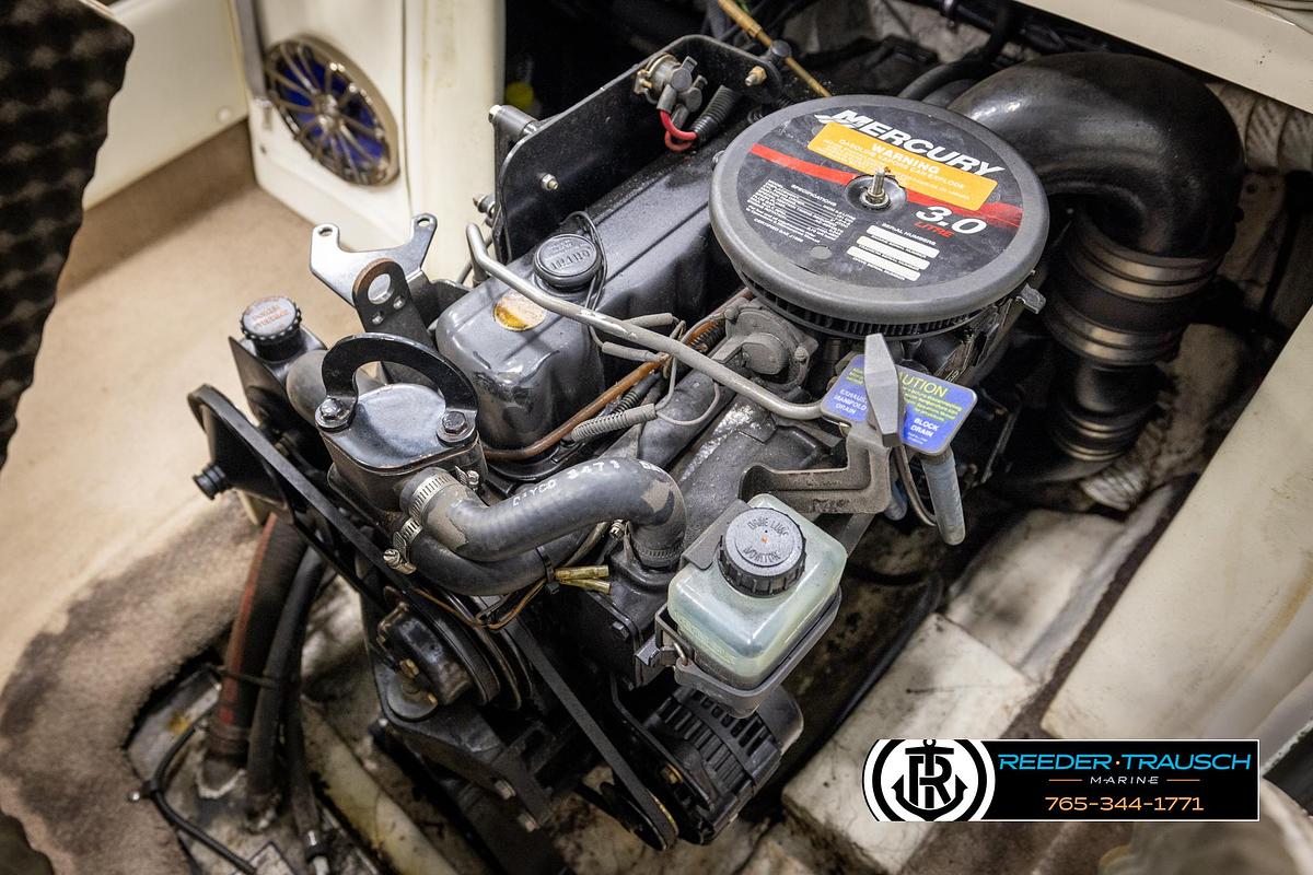 Used 2002 Rinker 180