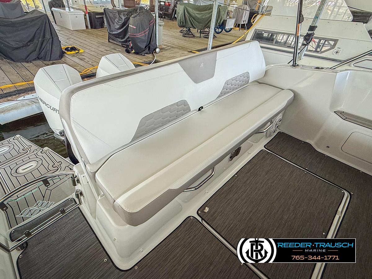 Used 2021 Four Winns Vista 355 Coupe OB