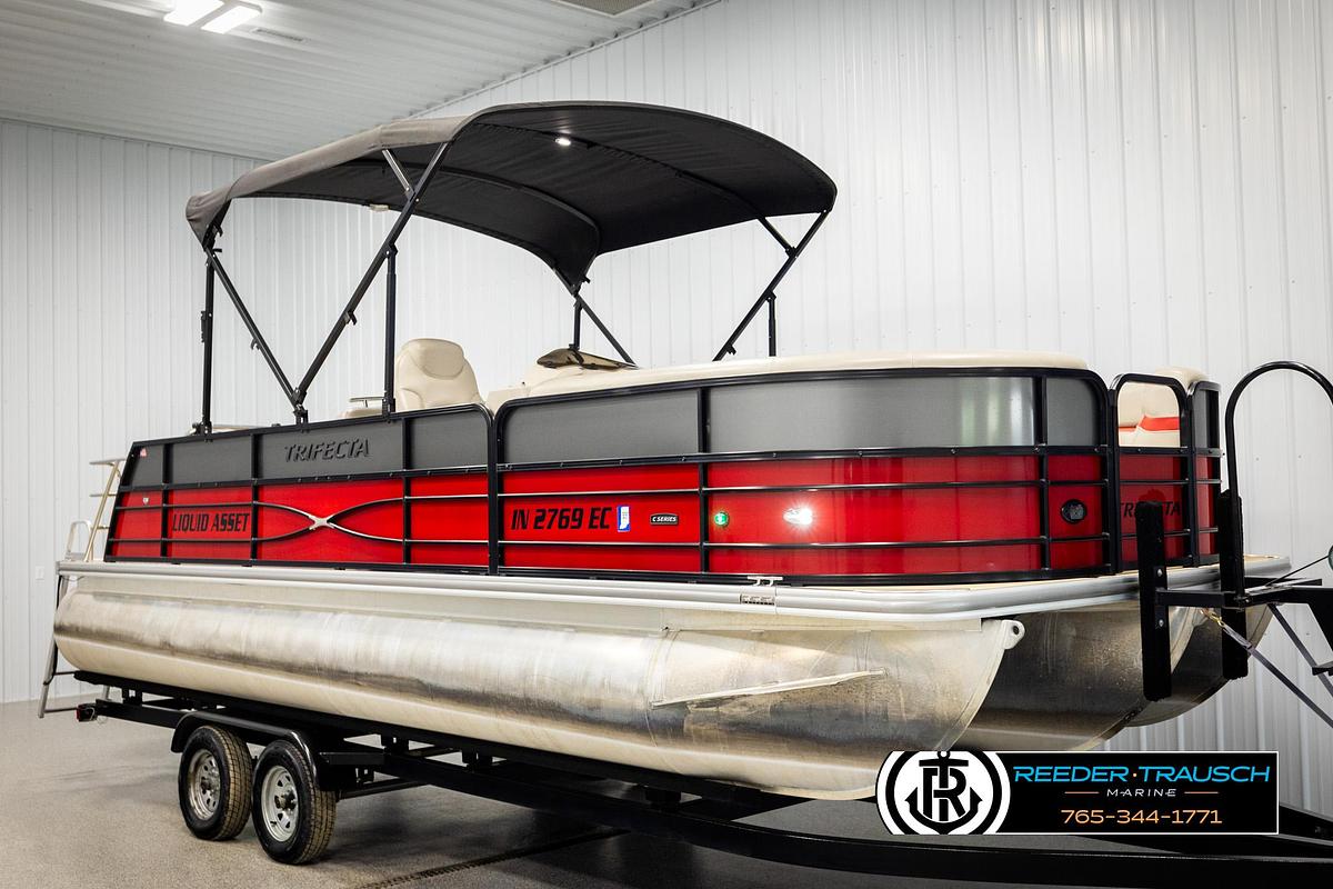 Used 2019 Trifecta 24 SB2CS3