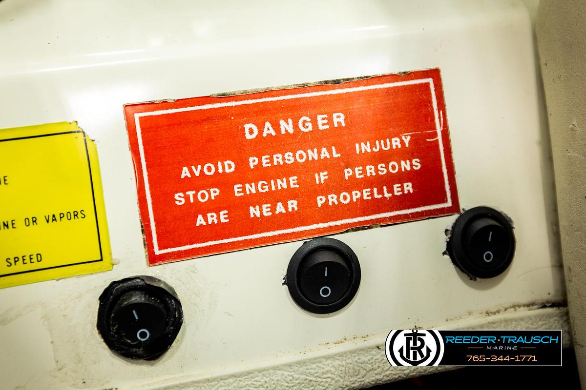 Used 1989 Glastron G175