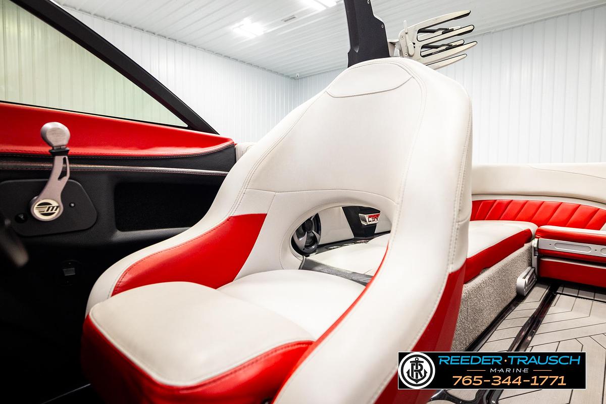 Used 2017 Malibu Wakesetter 25 LSV