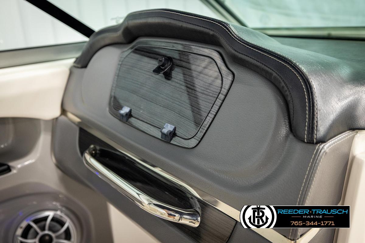 Used 2016 Chaparral 216 SSI