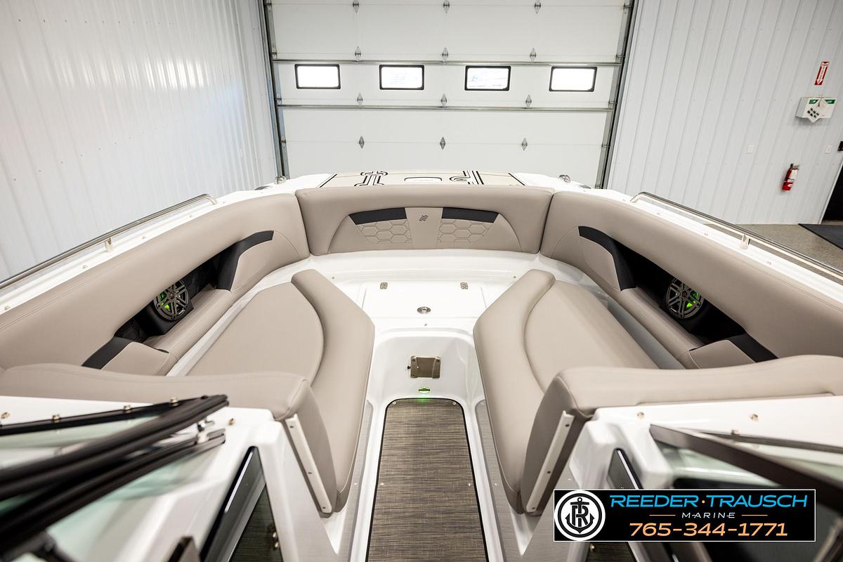 Used 2024 Four Winns HD5 Surf