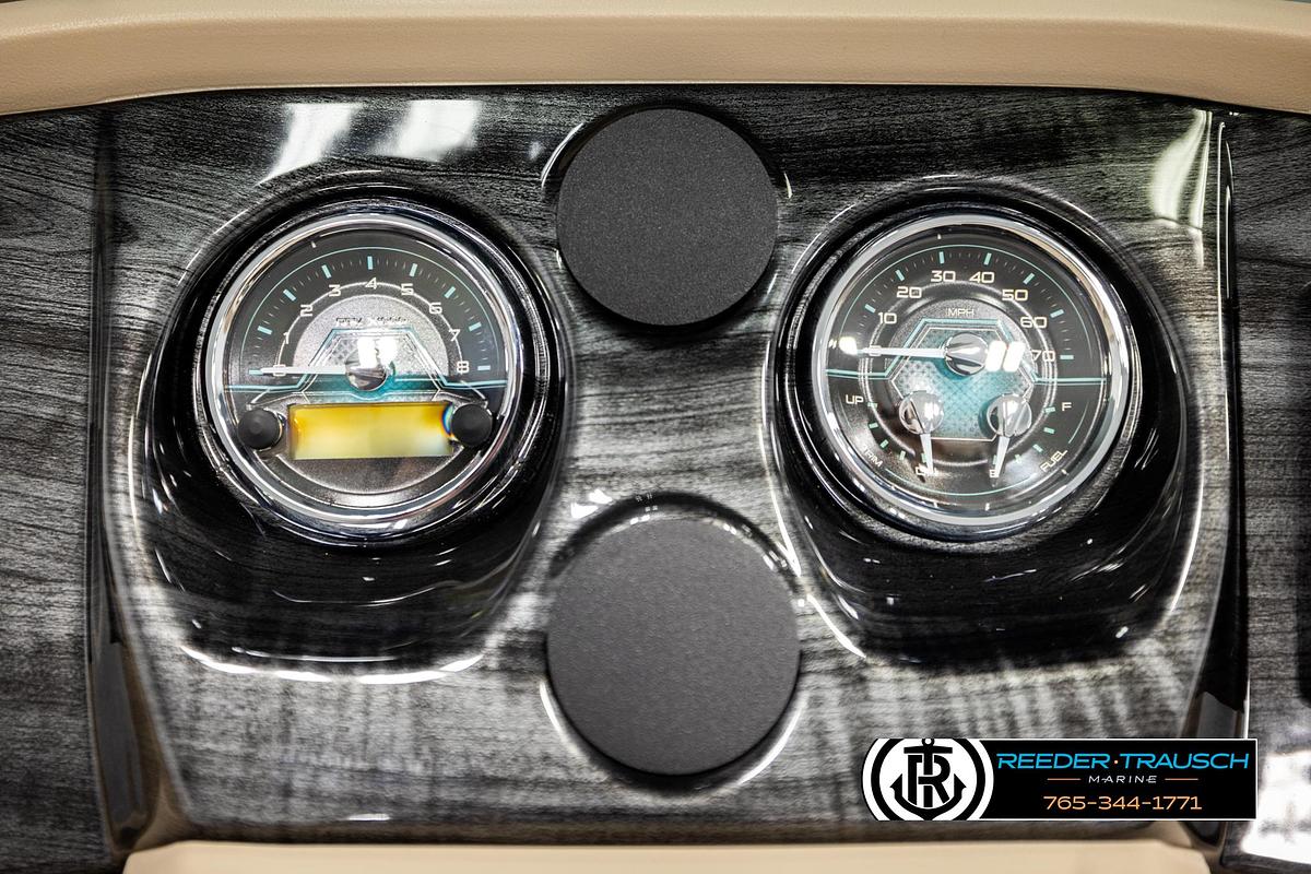 2026 Avalon LSZ Entertainer