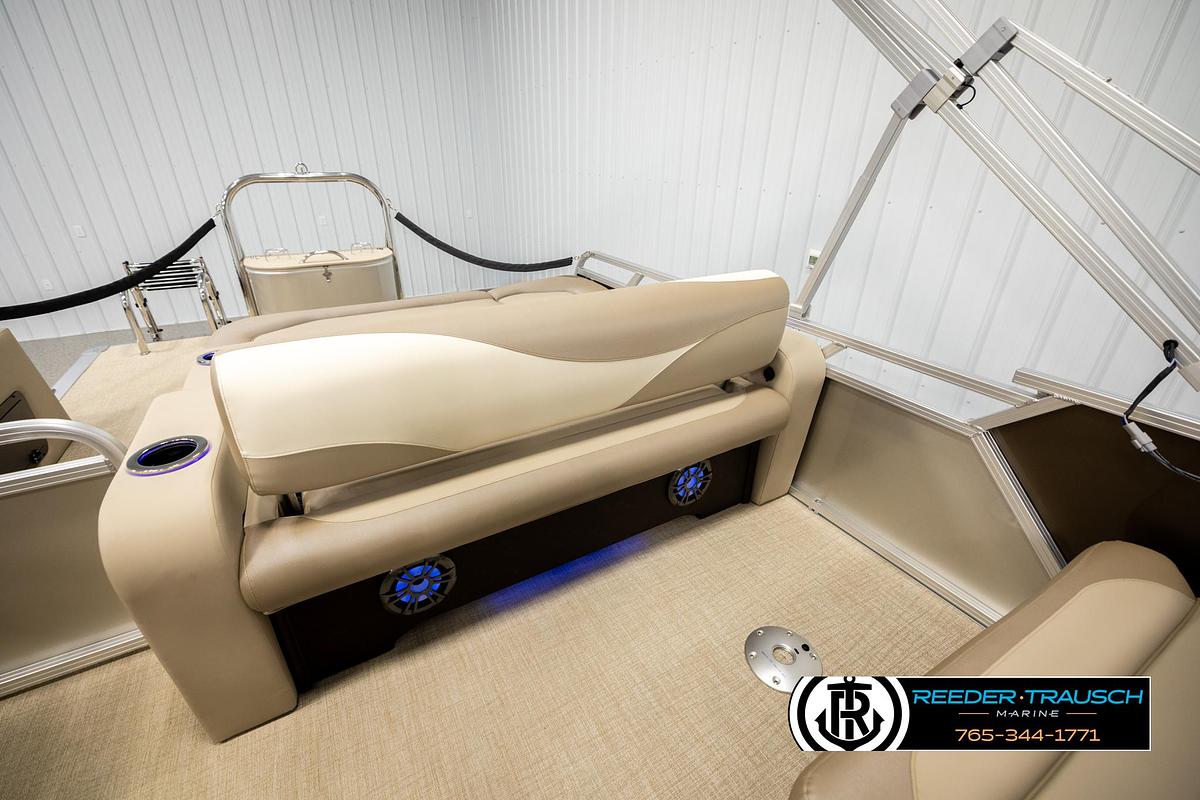 2026 Avalon LSZ Entertainer