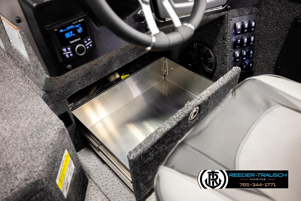 2026 Lund 1975 Pro V Sport