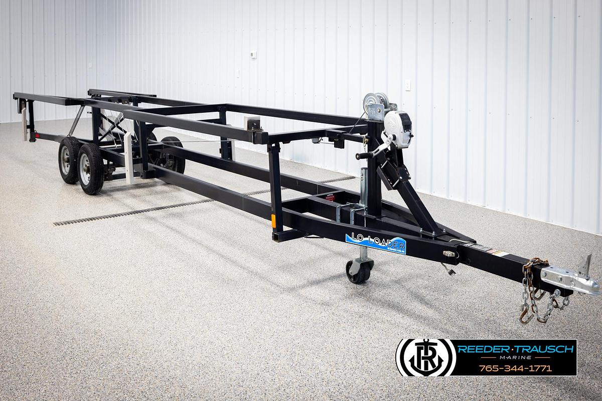 Used 2018 Hoosier LL220N