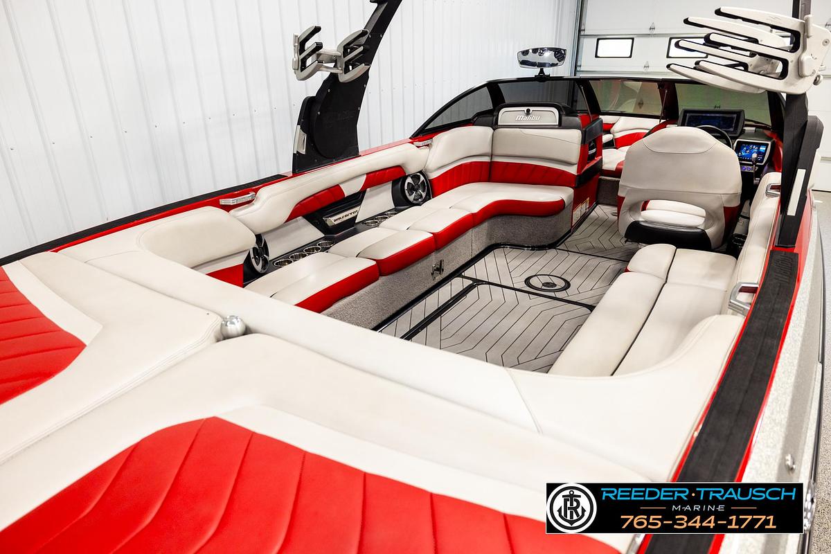 Used 2017 Malibu Wakesetter 25 LSV