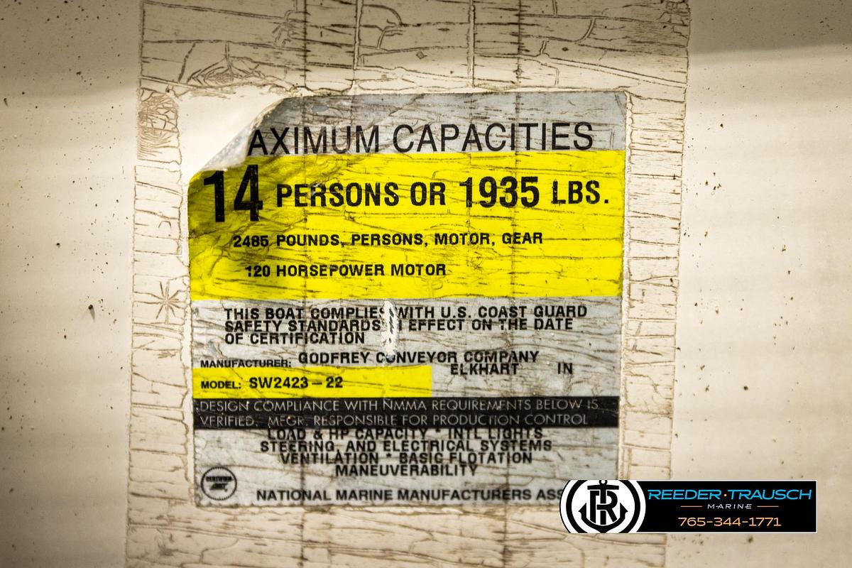 Used 1998 Godfrey SW2423