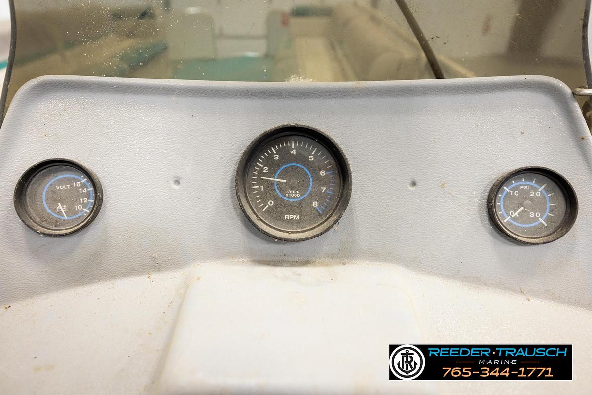Used 1993 Sun Tracker Party Barge 24