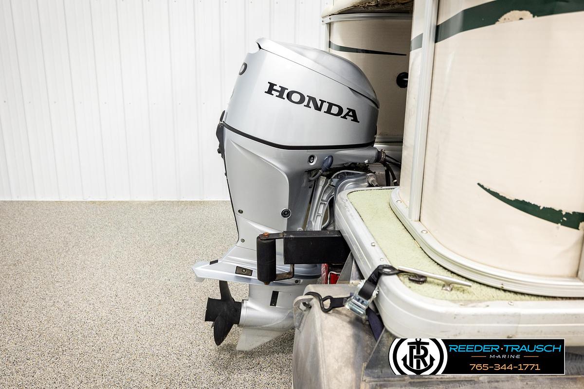 Used 2003 Godfrey Sweetwater 60