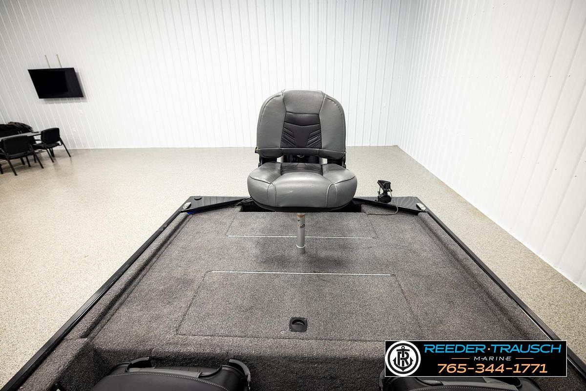 Used 2021 Tracker Classic XL