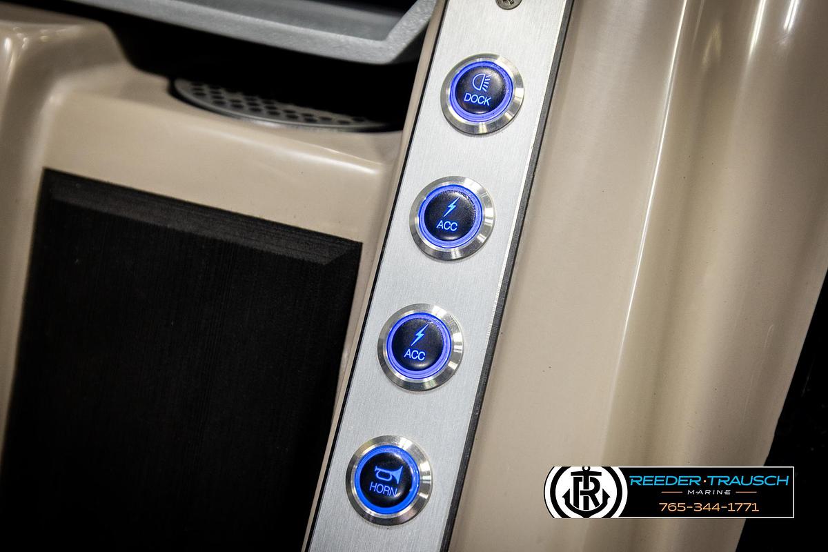 Used 2023 Barletta 21 UC