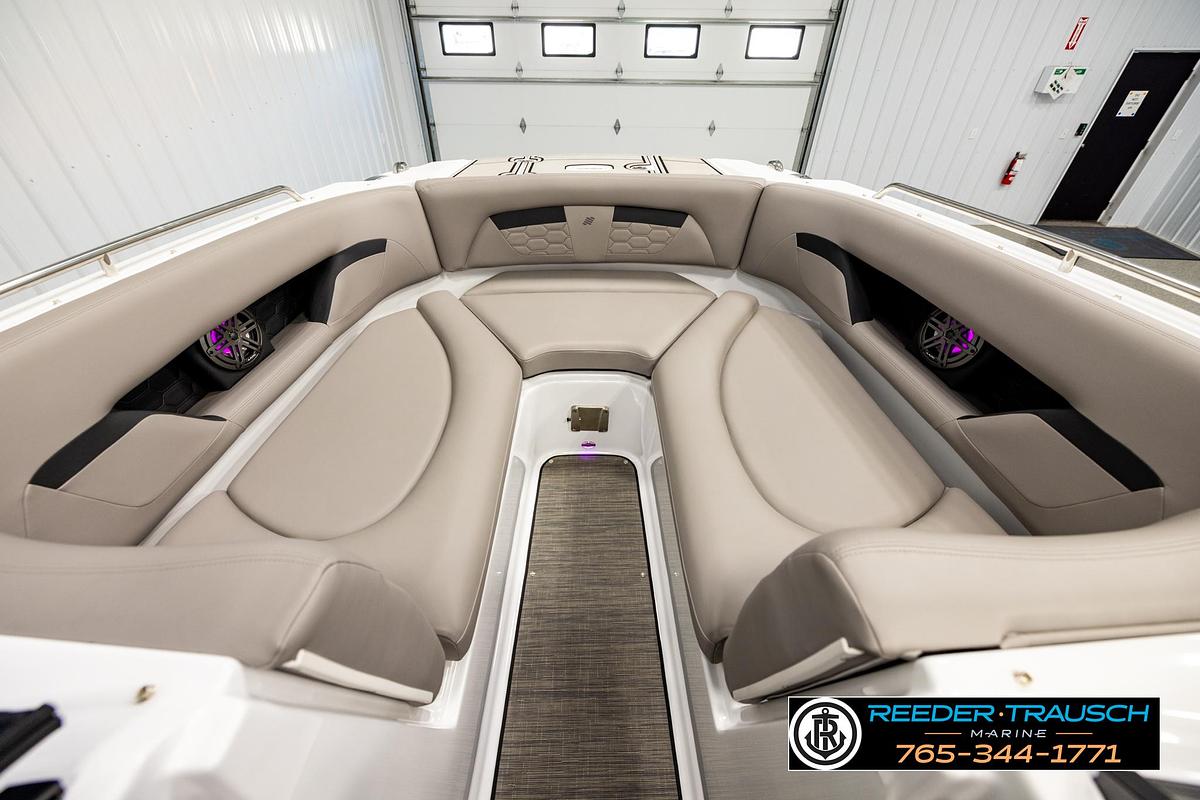 Used 2024 Four Winns HD5 Surf