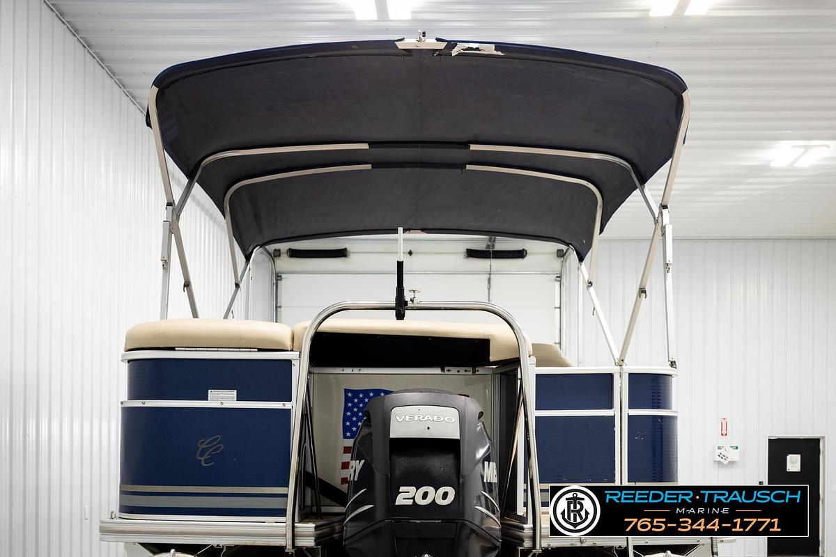 Used 2012 Cypress Cay 250 Cozumel