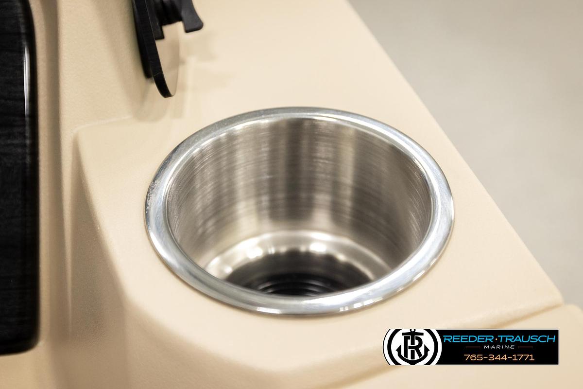 2026 Avalon LSZ Entertainer