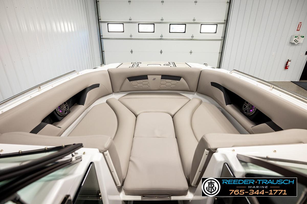 Used 2024 Four Winns HD5 Surf
