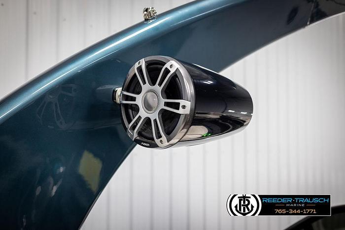 2025 Avalon Excalibur VRBW