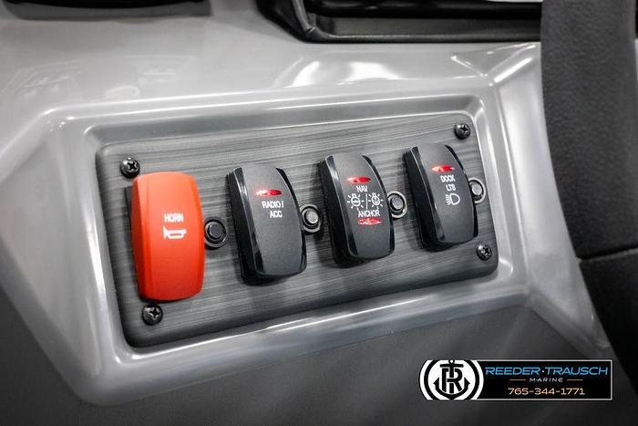 2025 Bennington 21 SSRSE