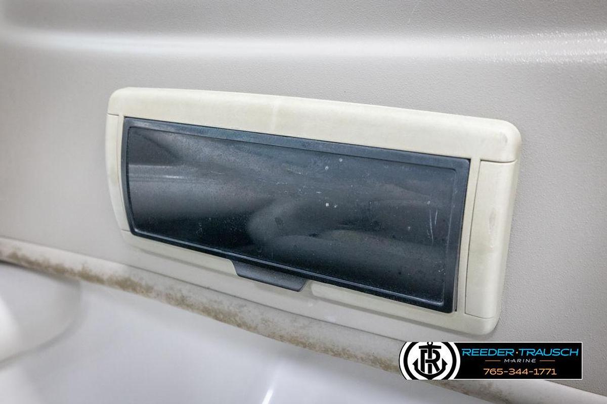 Used 2005 Crownline 216 LS