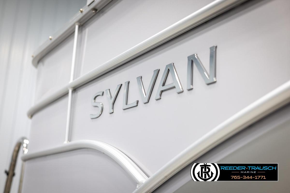 Used 2015 Sylvan 8520 Mirage