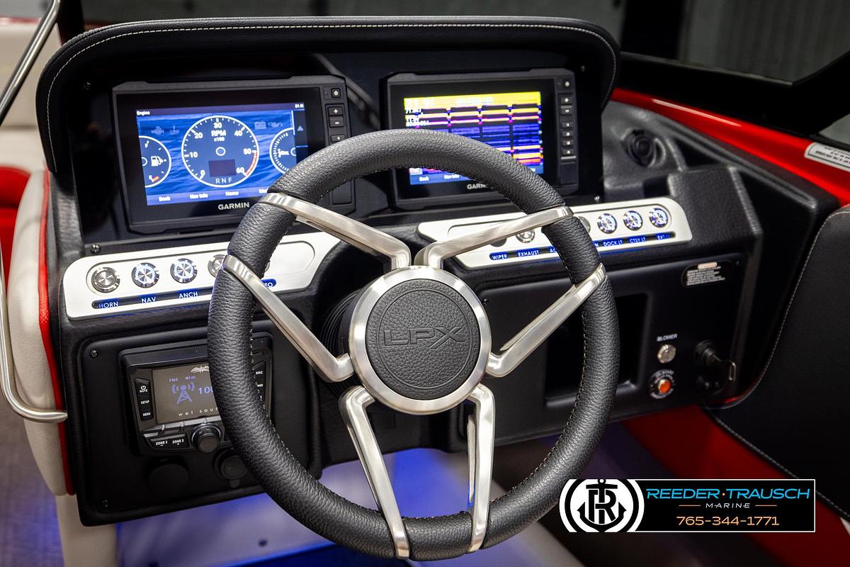 Used 2022 Crownline 220 LPX