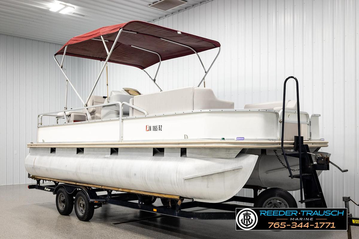 Used 2003 Fishers 220 Fisher