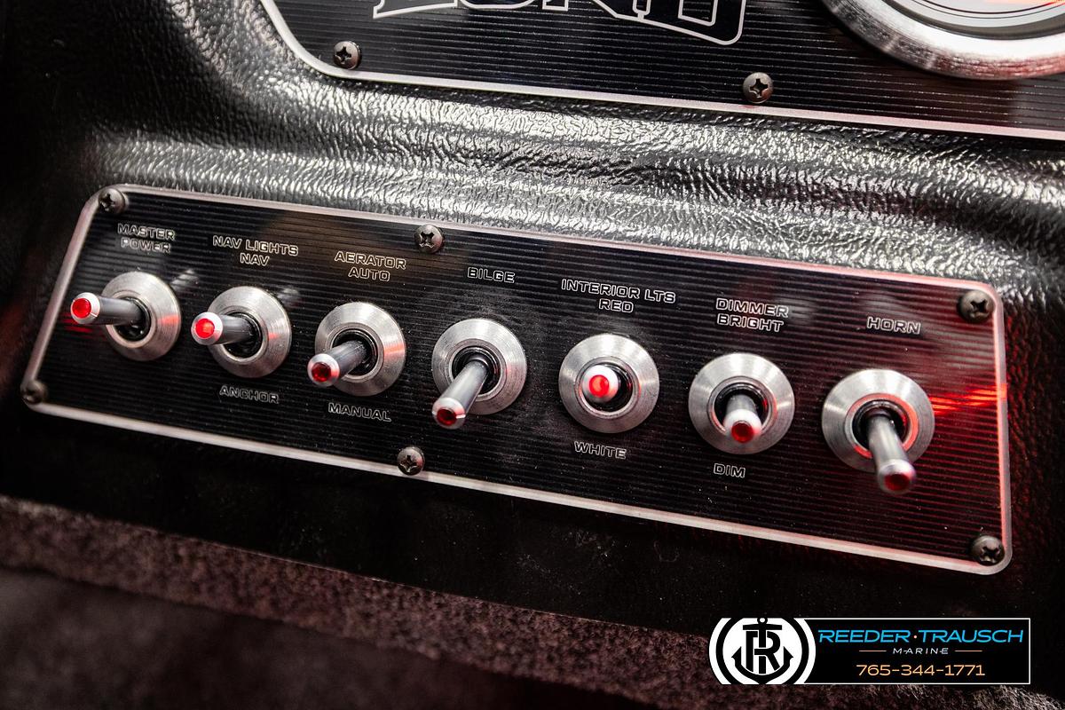 2026 Lund 1875 Crossover XS