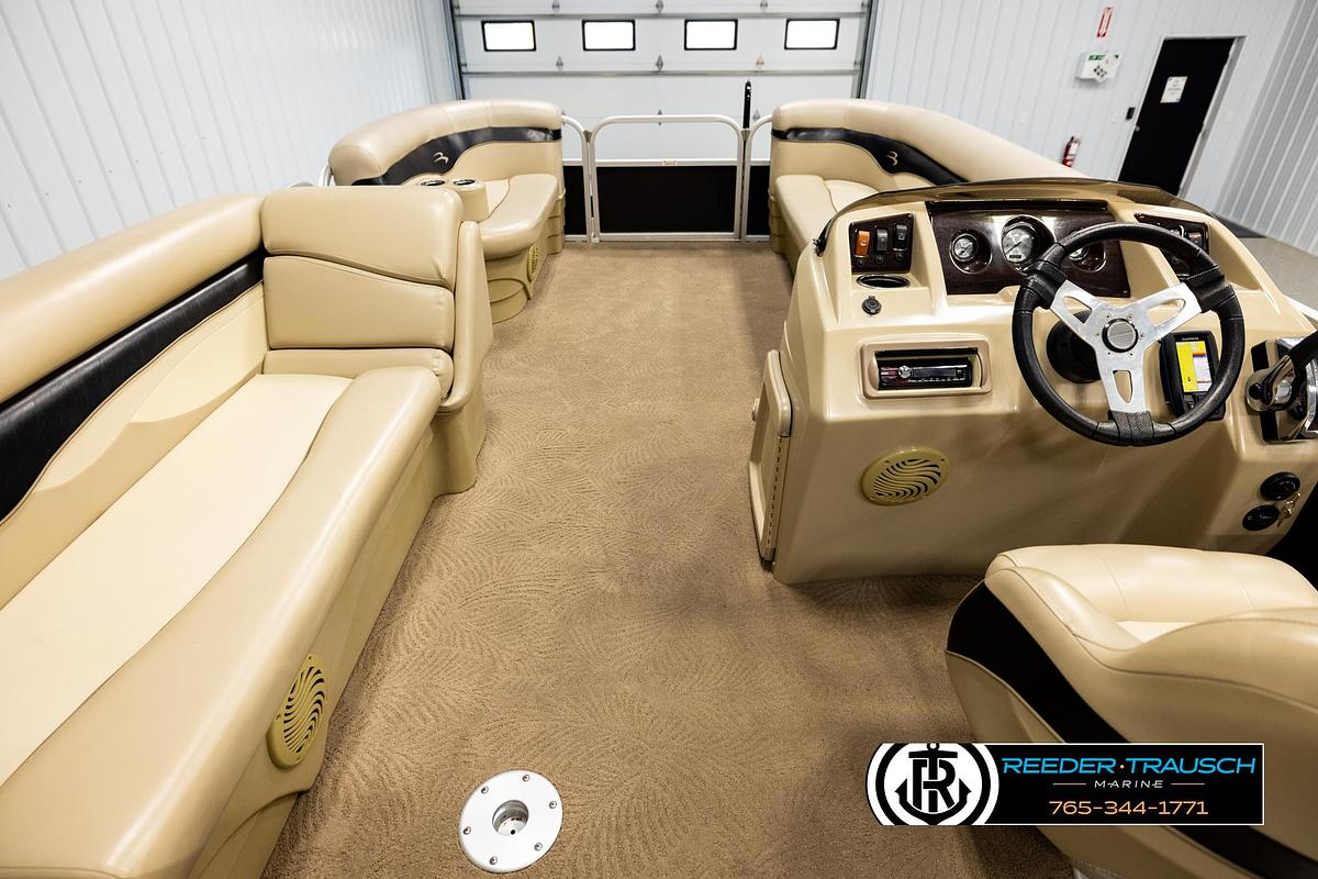 Used 2012 Bennington 22 SL