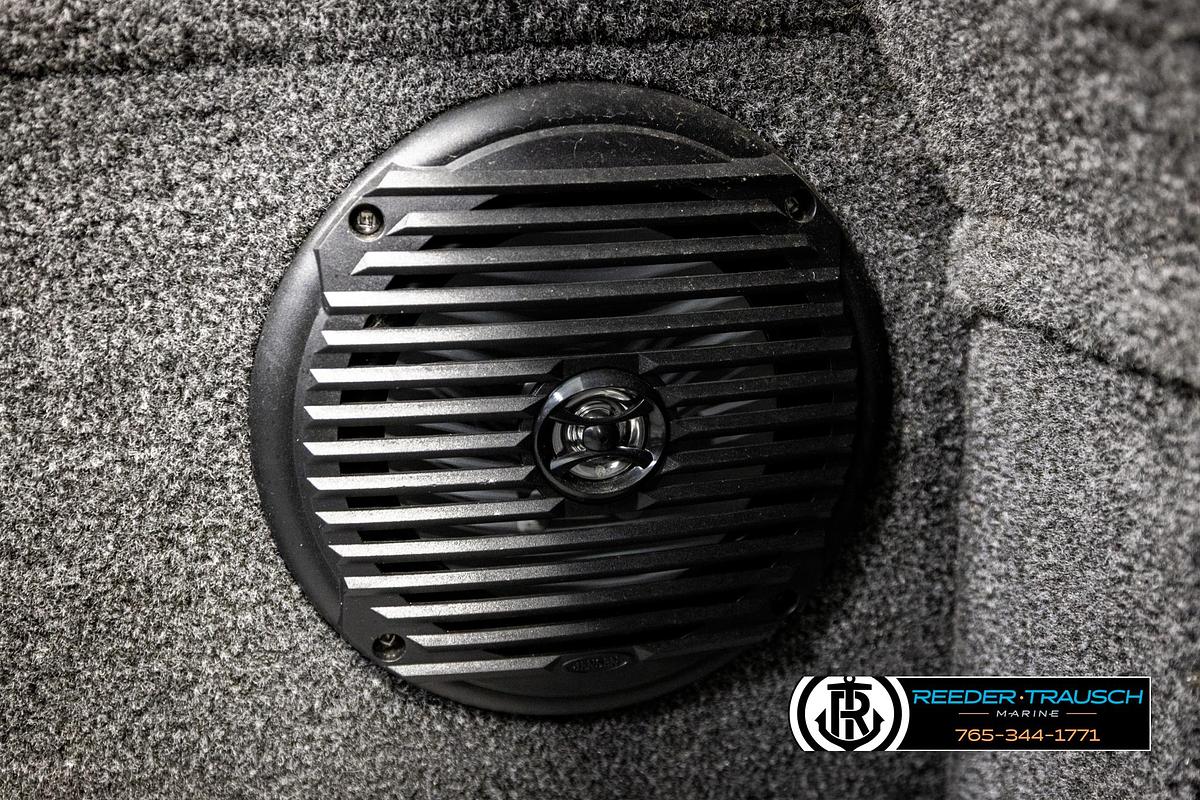 Used 2023 Lund 1875 Impact XS