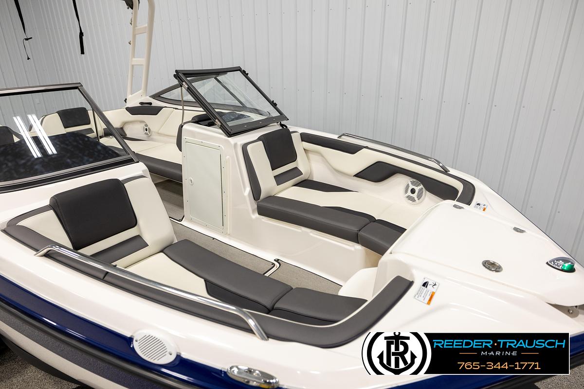 Used 2022 Yamaha AR210