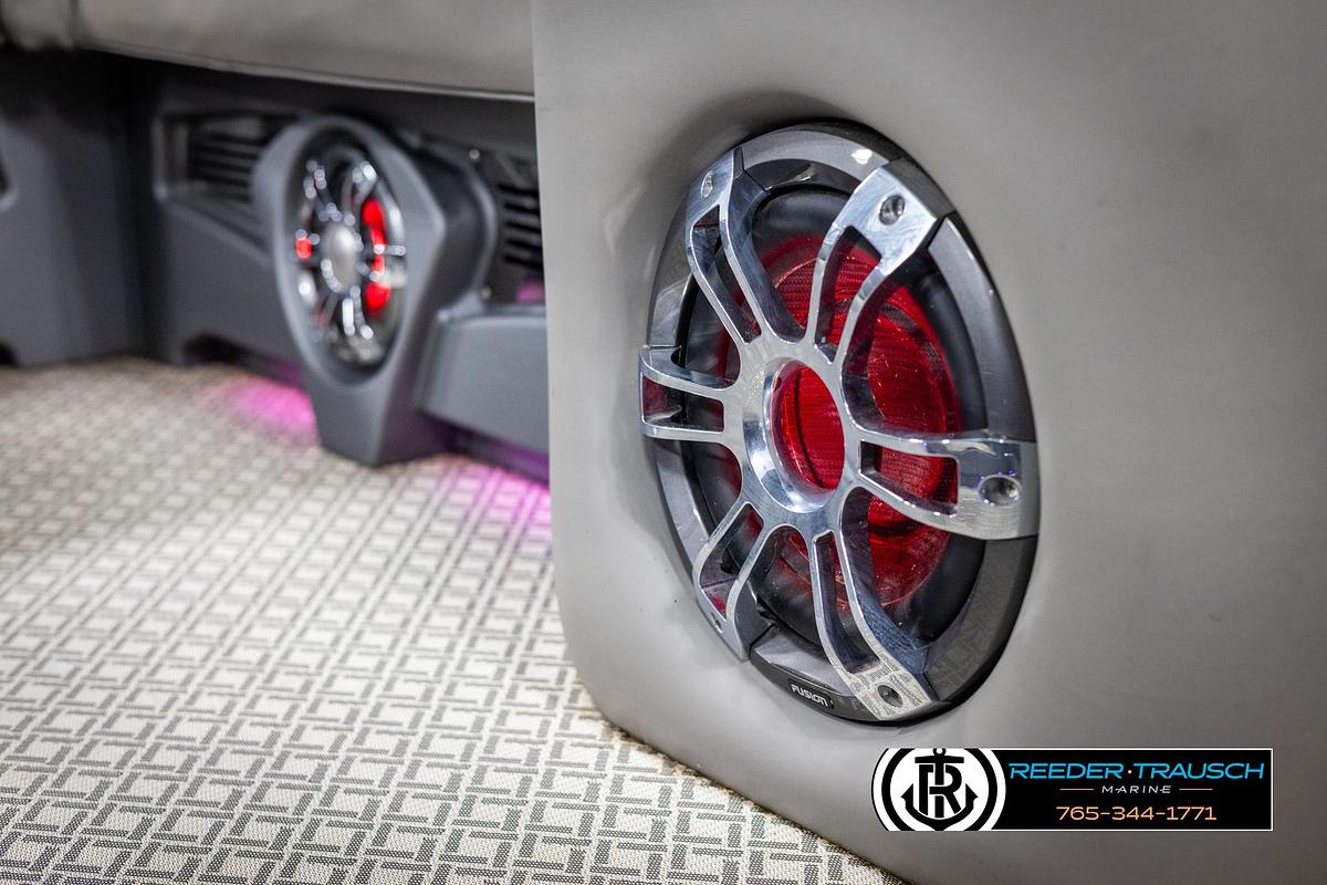 Used 2022 Avalon Catalina VRB